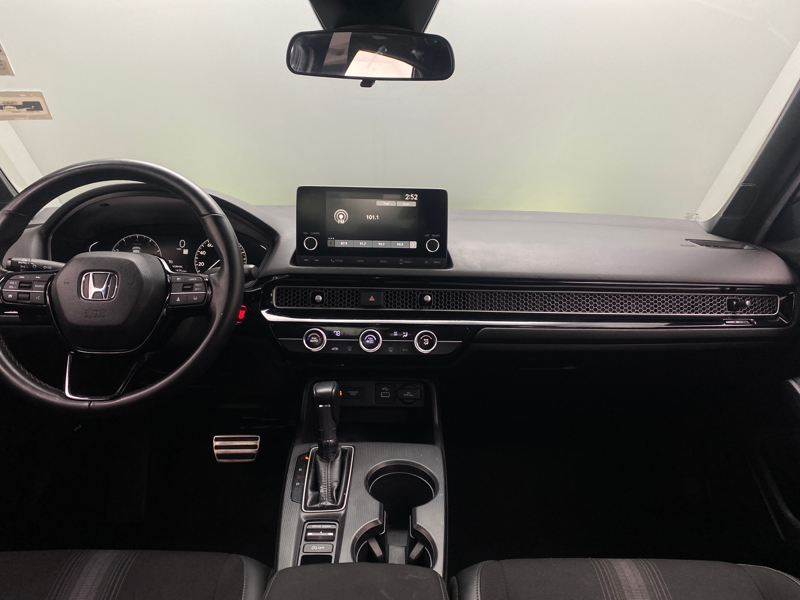 Thumbnail: 2024 Honda Civic - 3