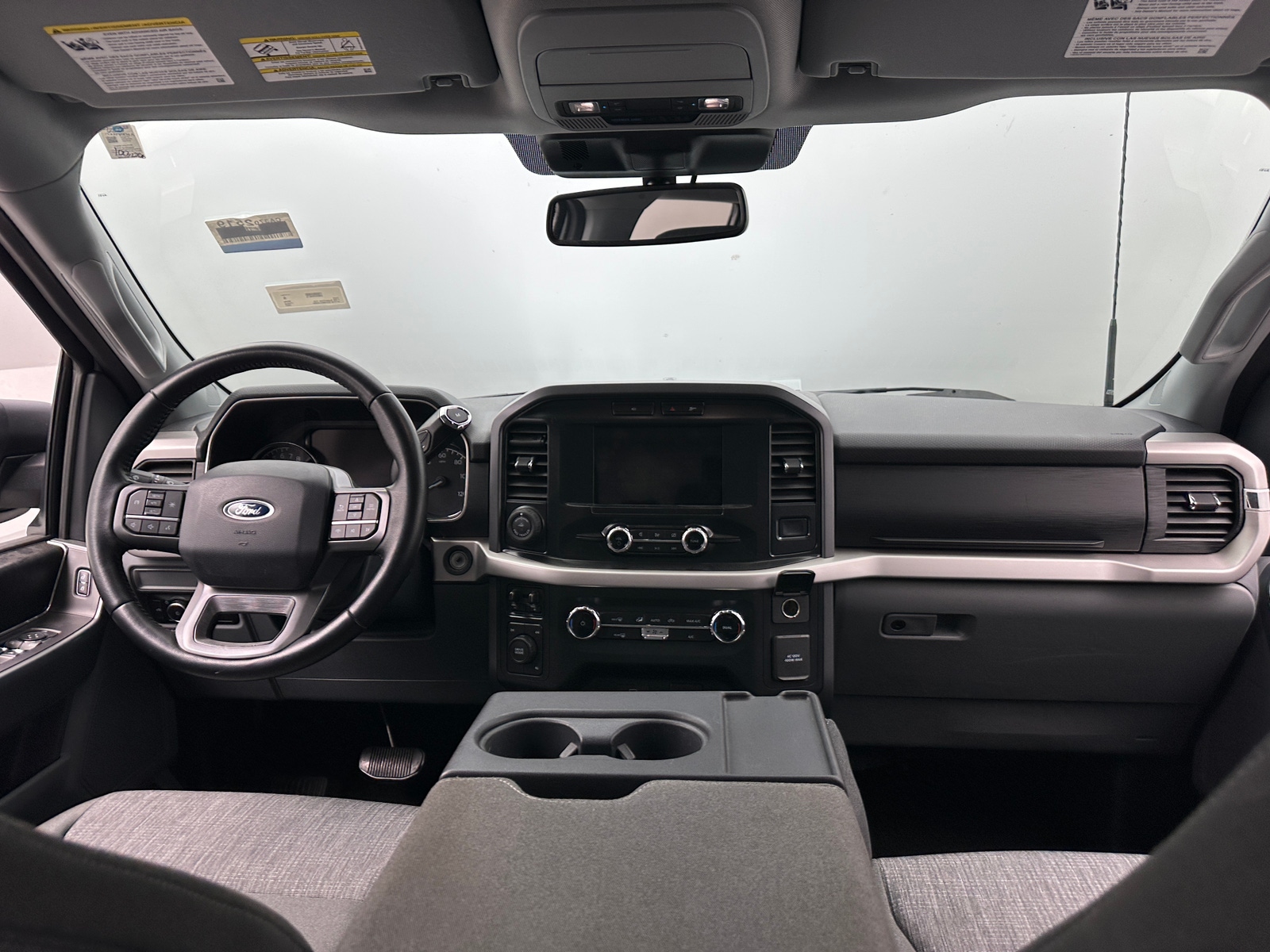 Thumbnail: 2022 Ford Econoline - 3