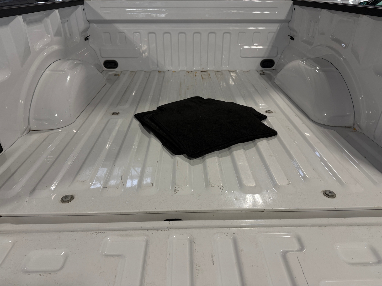 Thumbnail: 2022 Ford Econoline - 7