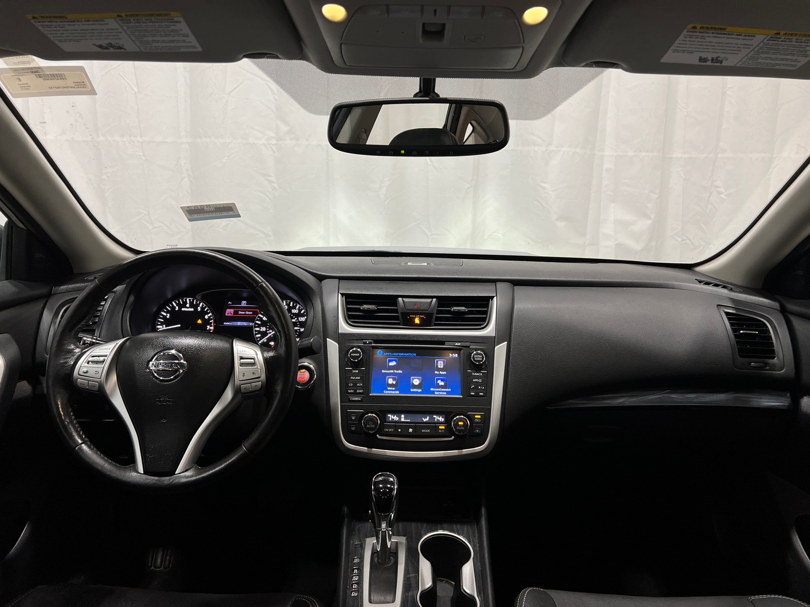 Thumbnail: 2017 Nissan Altima - 2