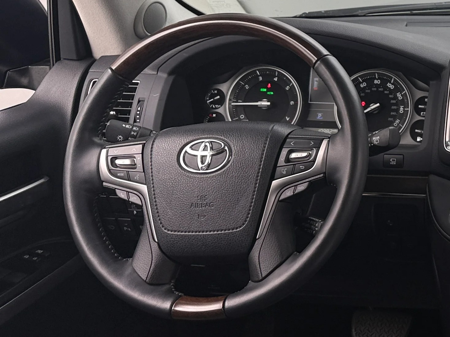 Thumbnail: 2020 Toyota Land Cruiser - 4