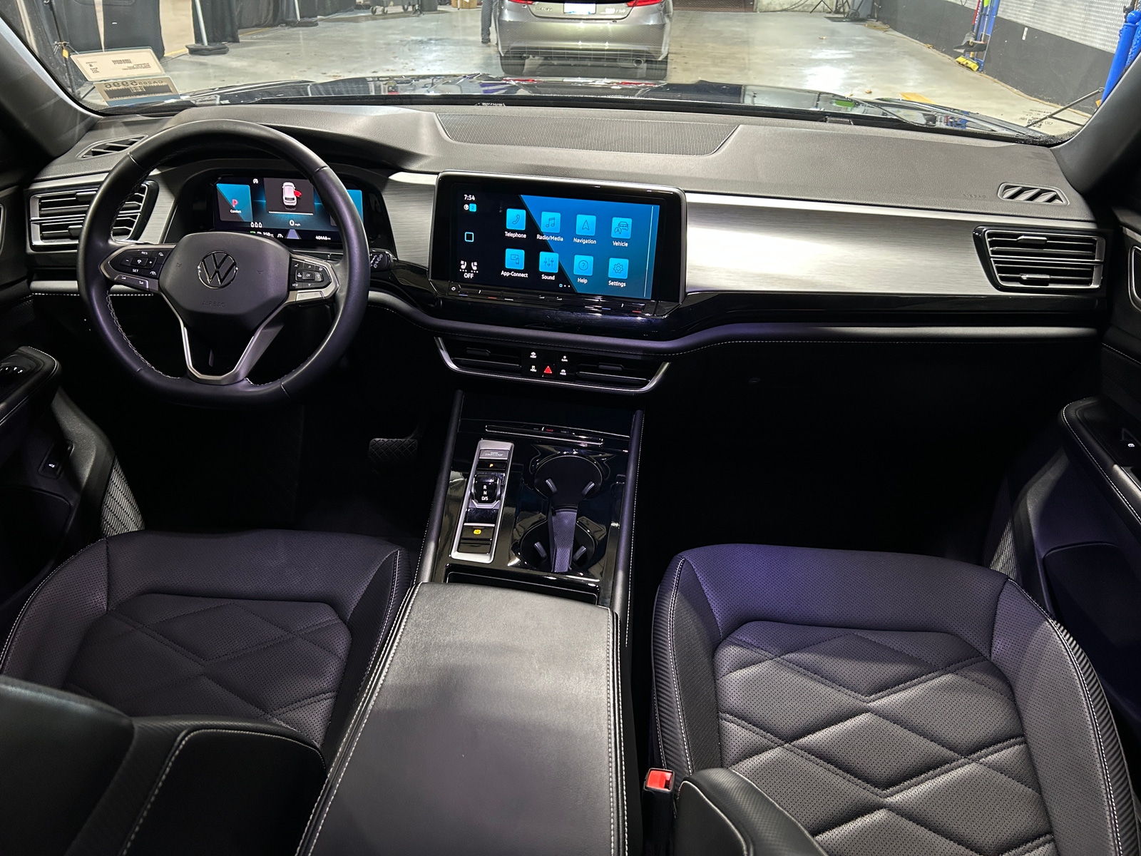 Thumbnail: 2024 Volkswagen Atlas - 2