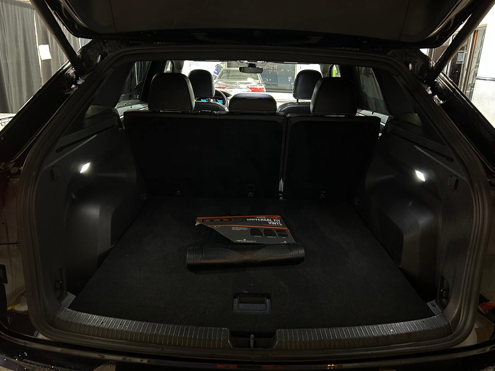 Thumbnail: 2024 Volkswagen Atlas - 6