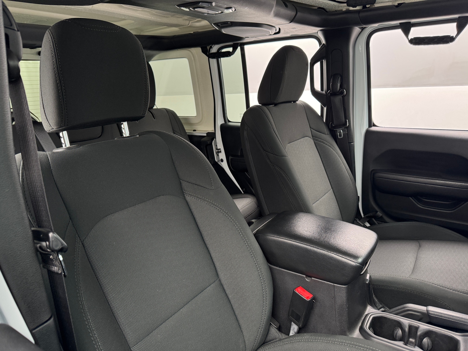 Thumbnail: 2019 Jeep Wrangler - 2