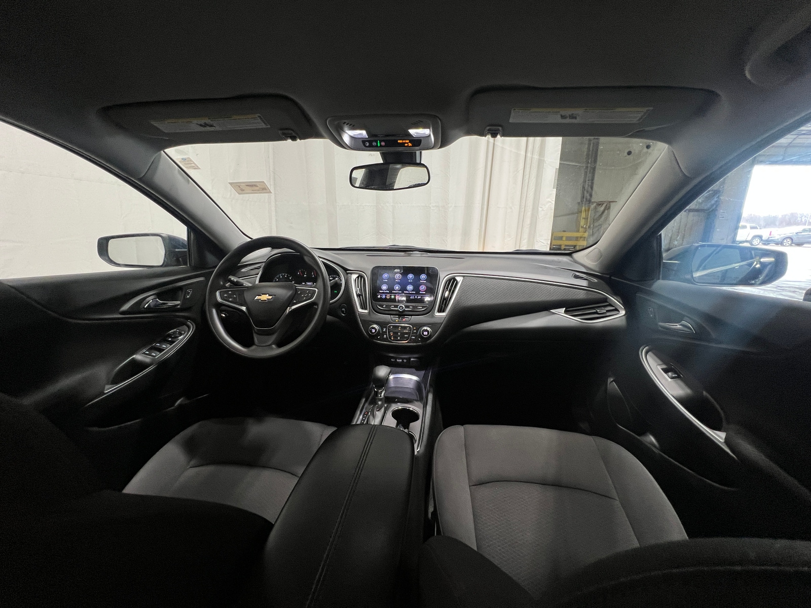 Thumbnail: 2022 Chevrolet Malibu - 3