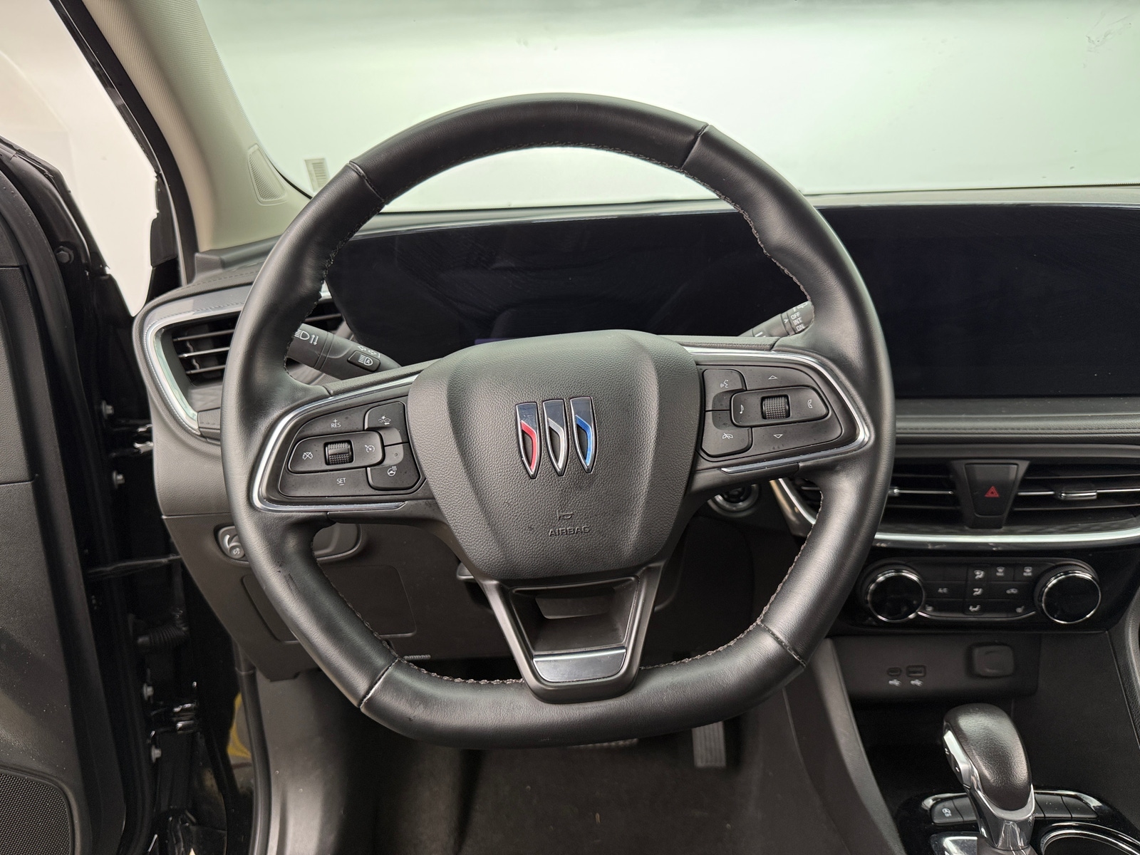 Thumbnail: 2024 Buick Encore GX - 4