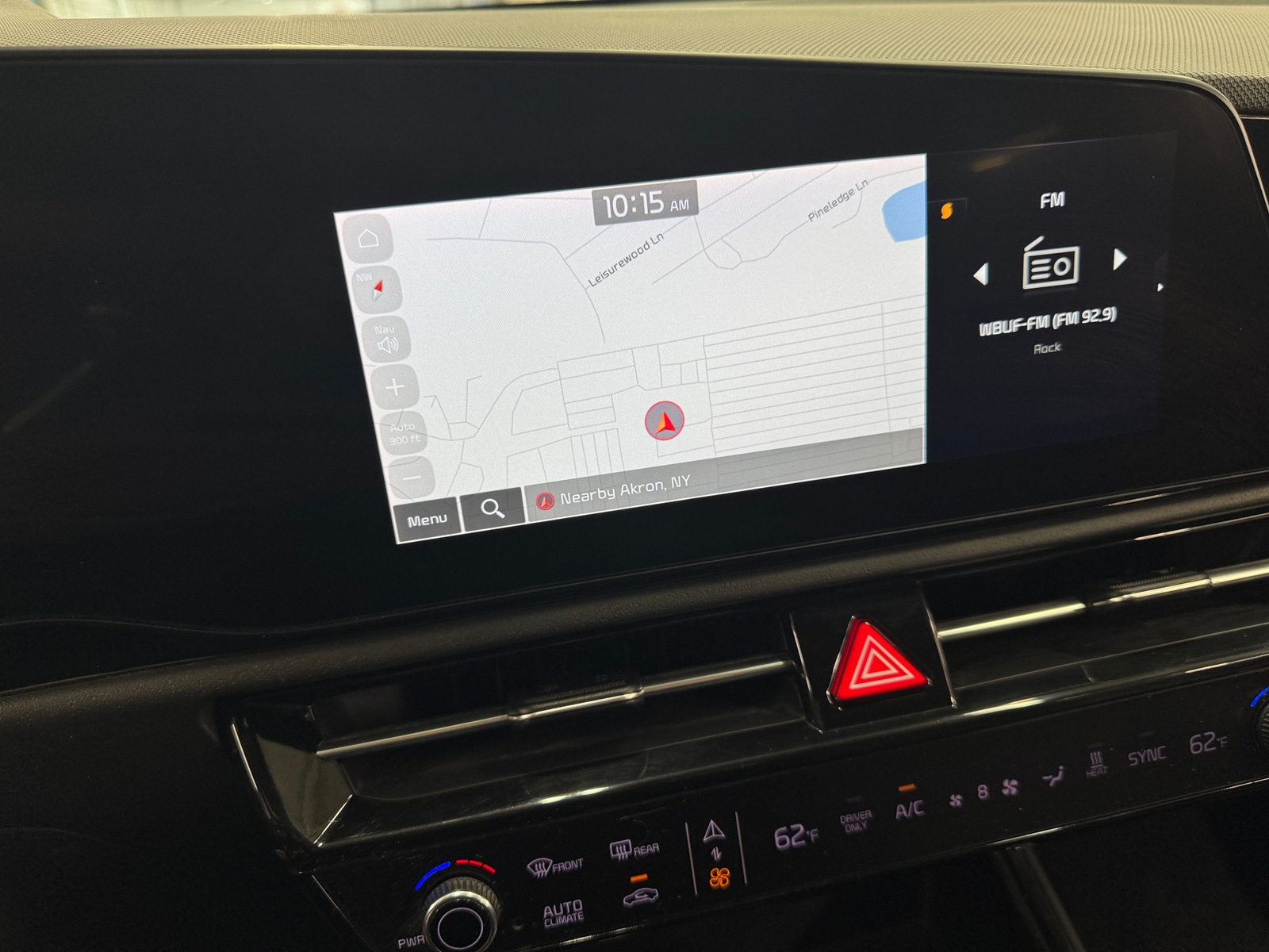 Thumbnail: 2023 Kia Niro - 3