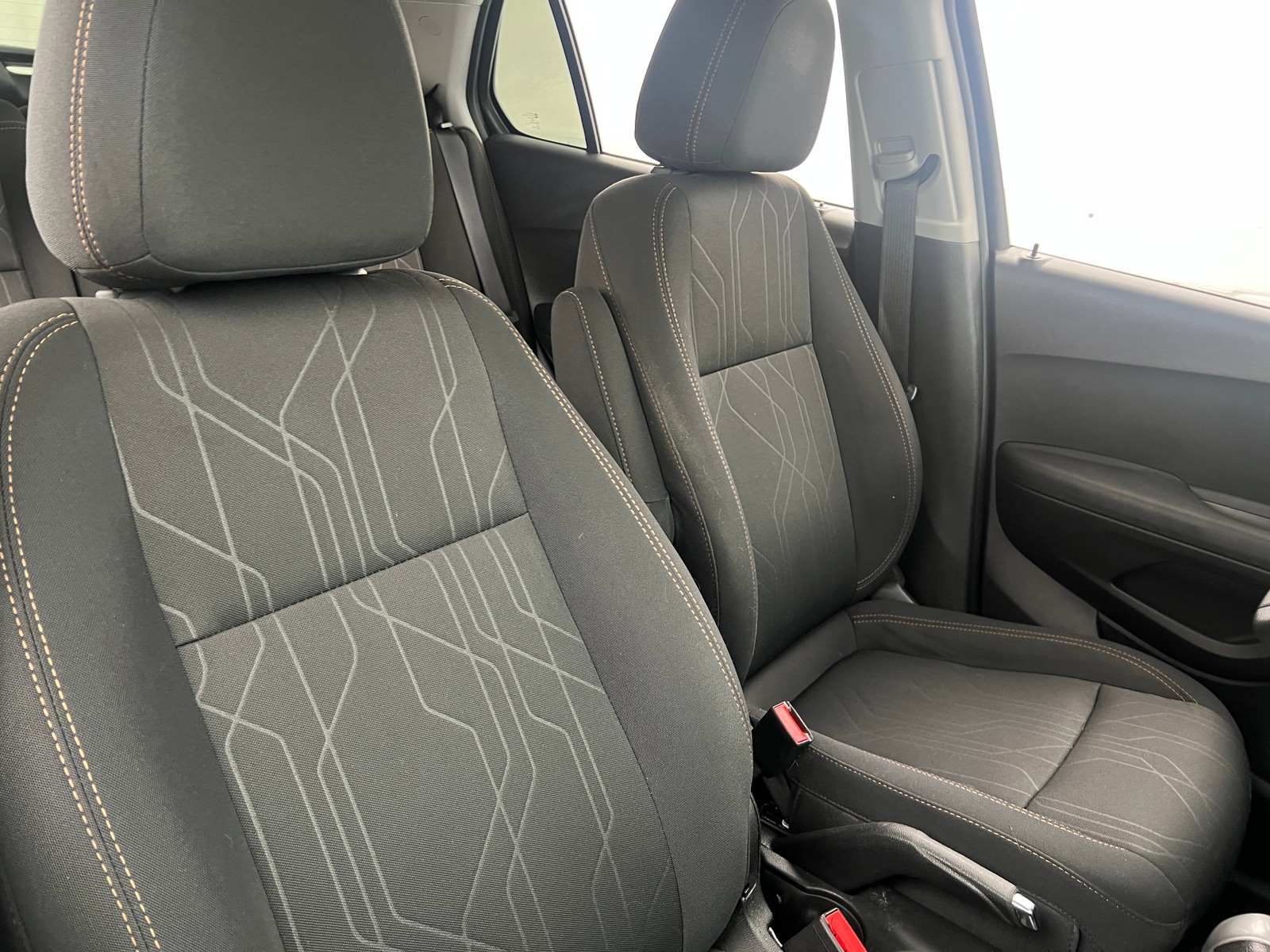 Thumbnail: 2019 Chevrolet Trax - 2