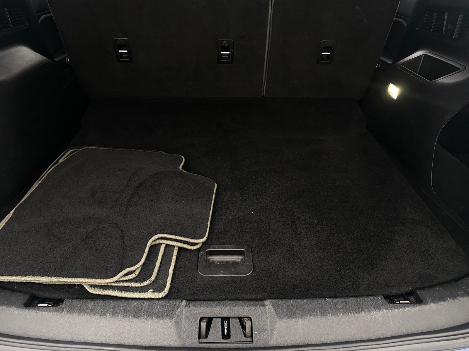 Thumbnail: 2018 Ford Edge - 7