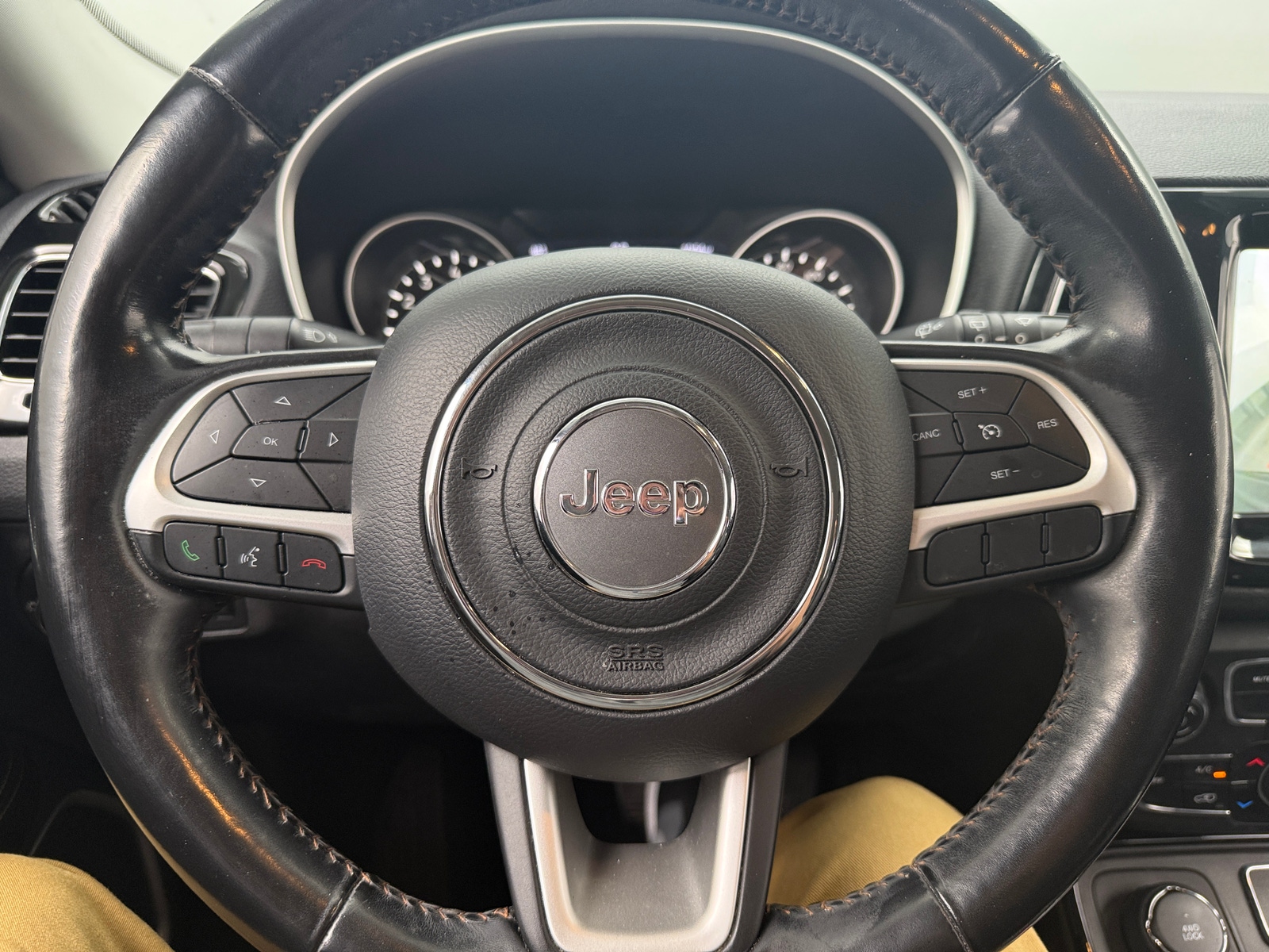 Thumbnail: 2020 Jeep Compass - 4