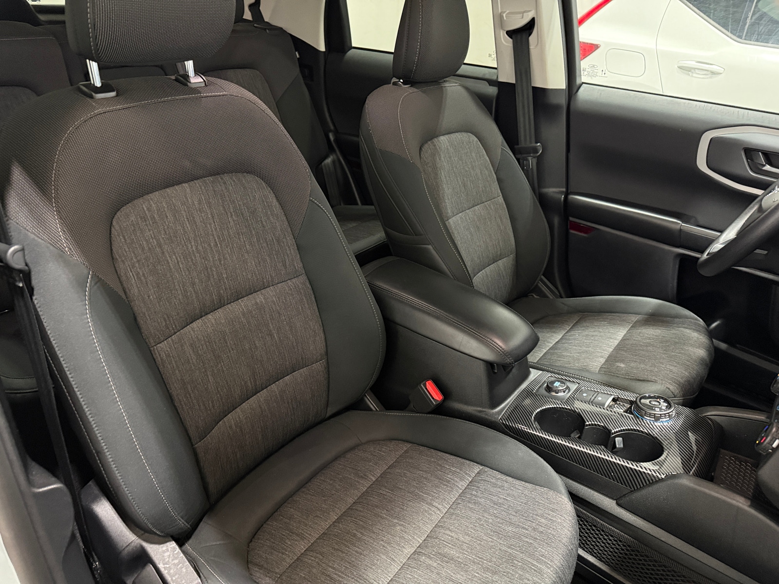 Thumbnail: 2022 Ford Bronco Sport - 2