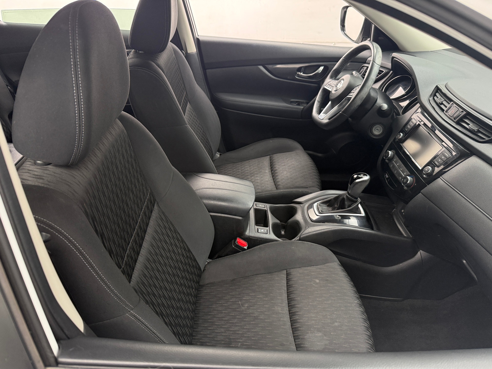 Thumbnail: 2019 Nissan Rogue - 2