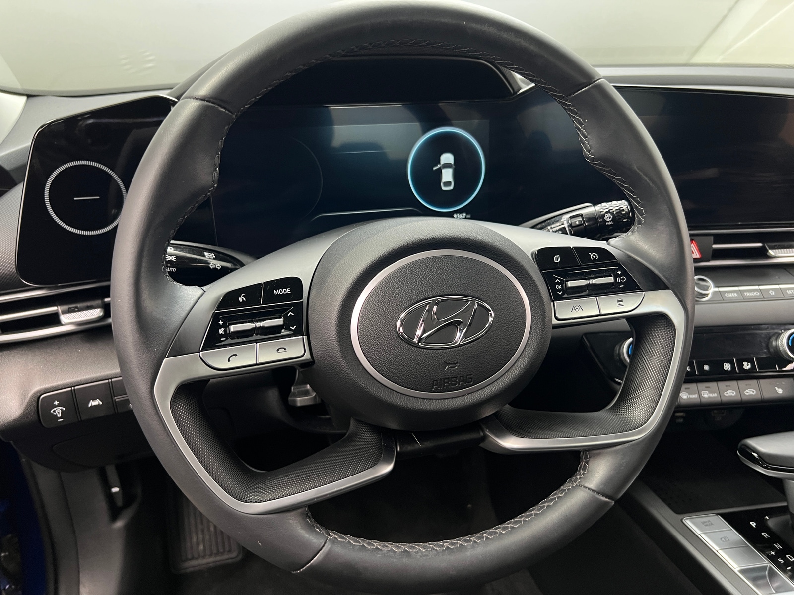 Thumbnail: 2023 Hyundai Elantra - 5