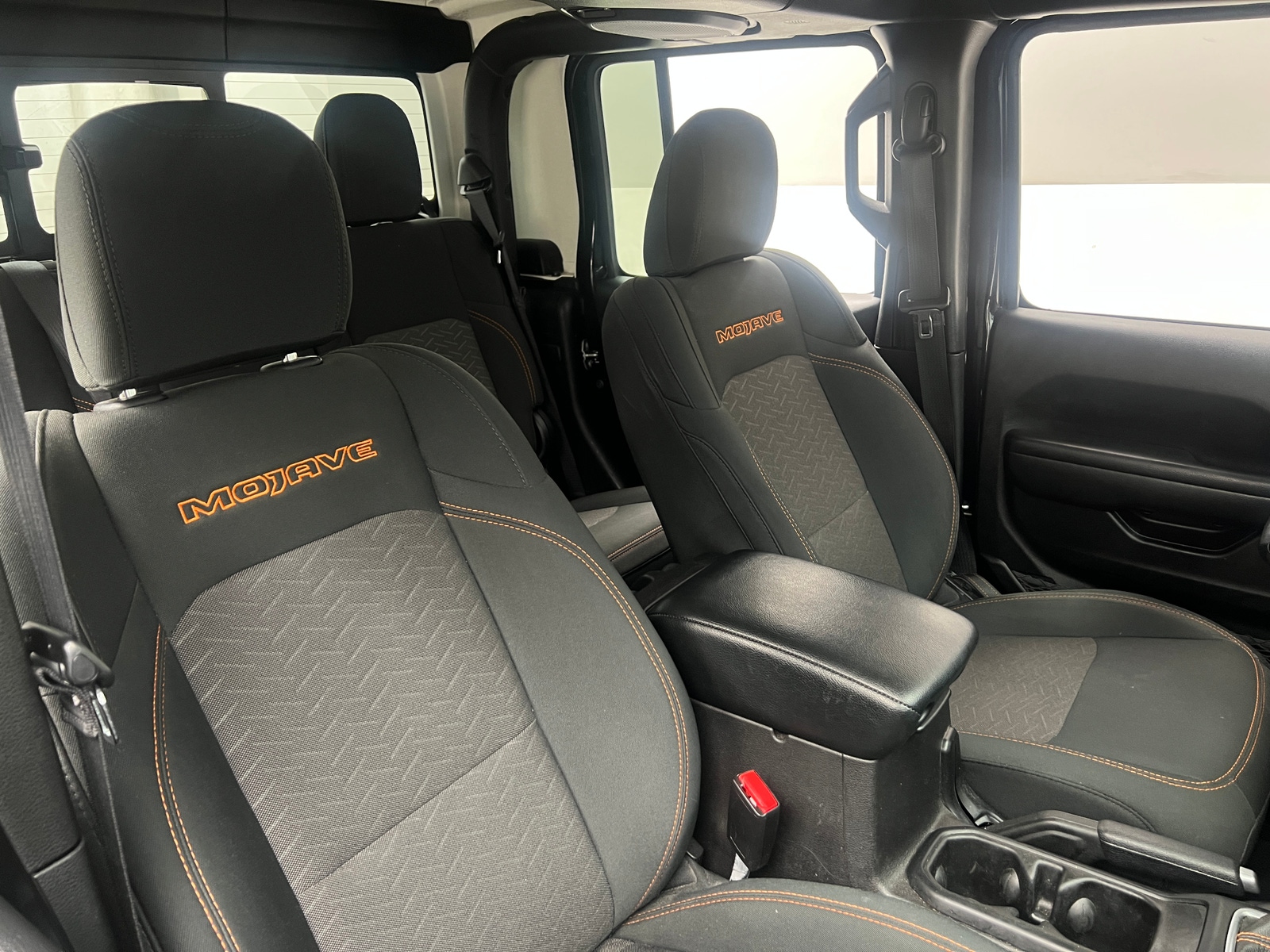 Thumbnail: 2021 Jeep Gladiator - 2