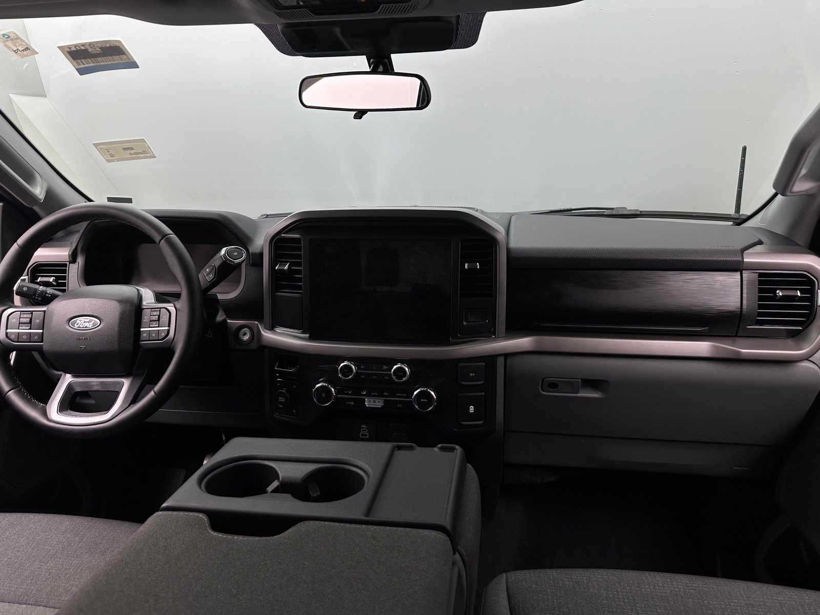 Thumbnail: 2025 Ford Econoline - 3