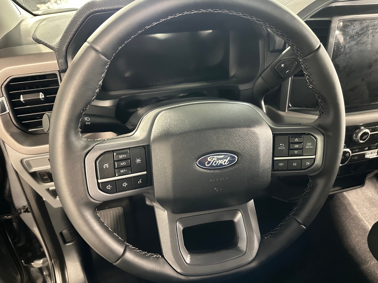 Thumbnail: 2025 Ford Econoline - 5