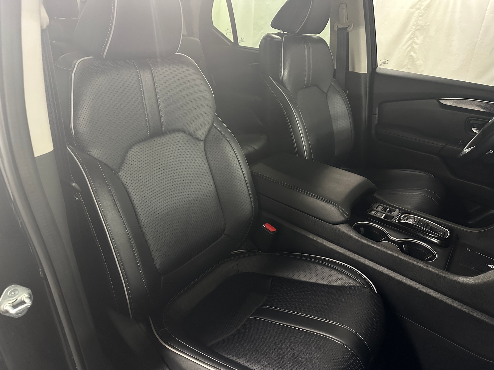 Thumbnail: 2023 Honda Pilot - 2