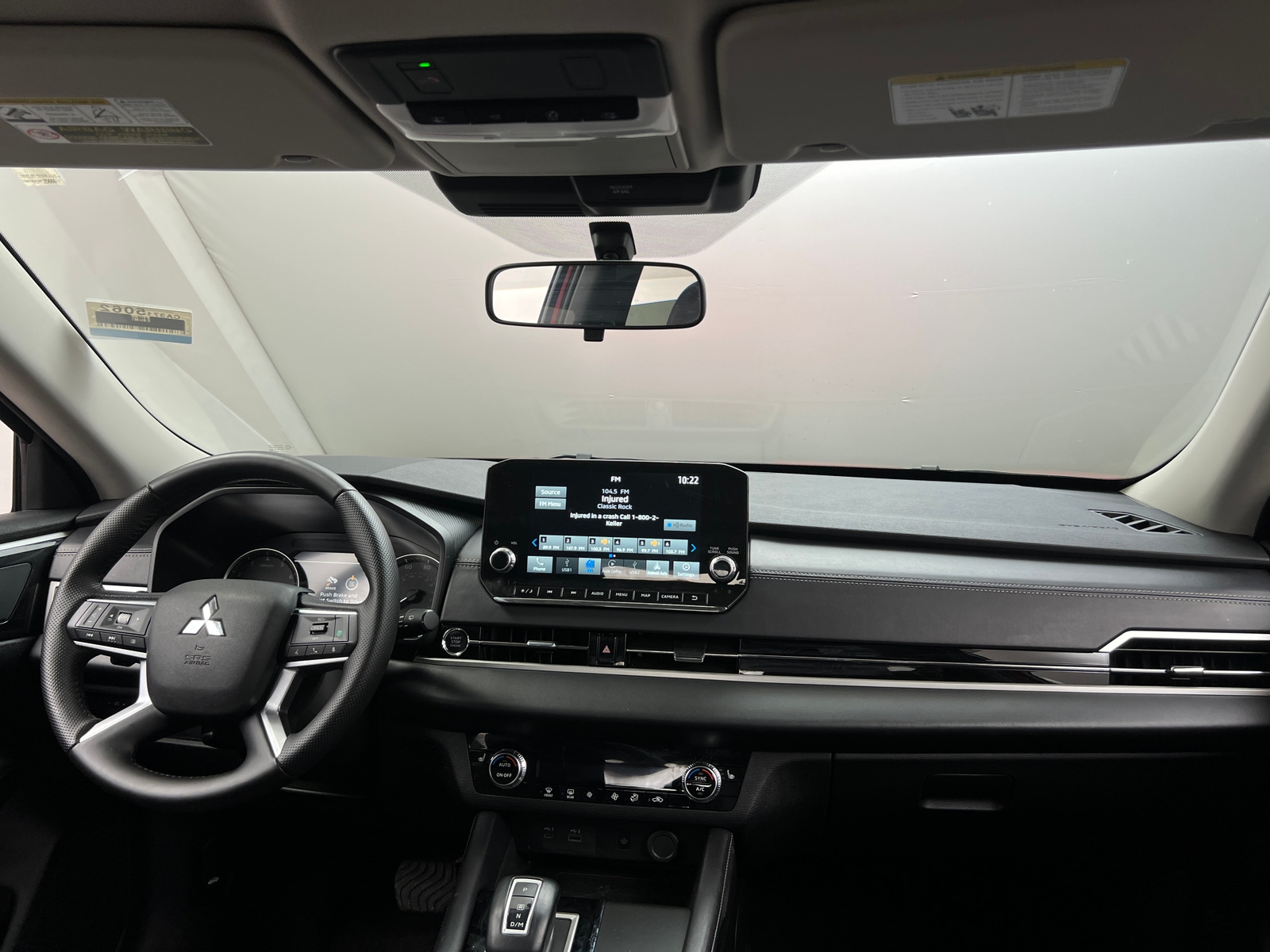 Thumbnail: 2024 Mitsubishi Outlander - 2