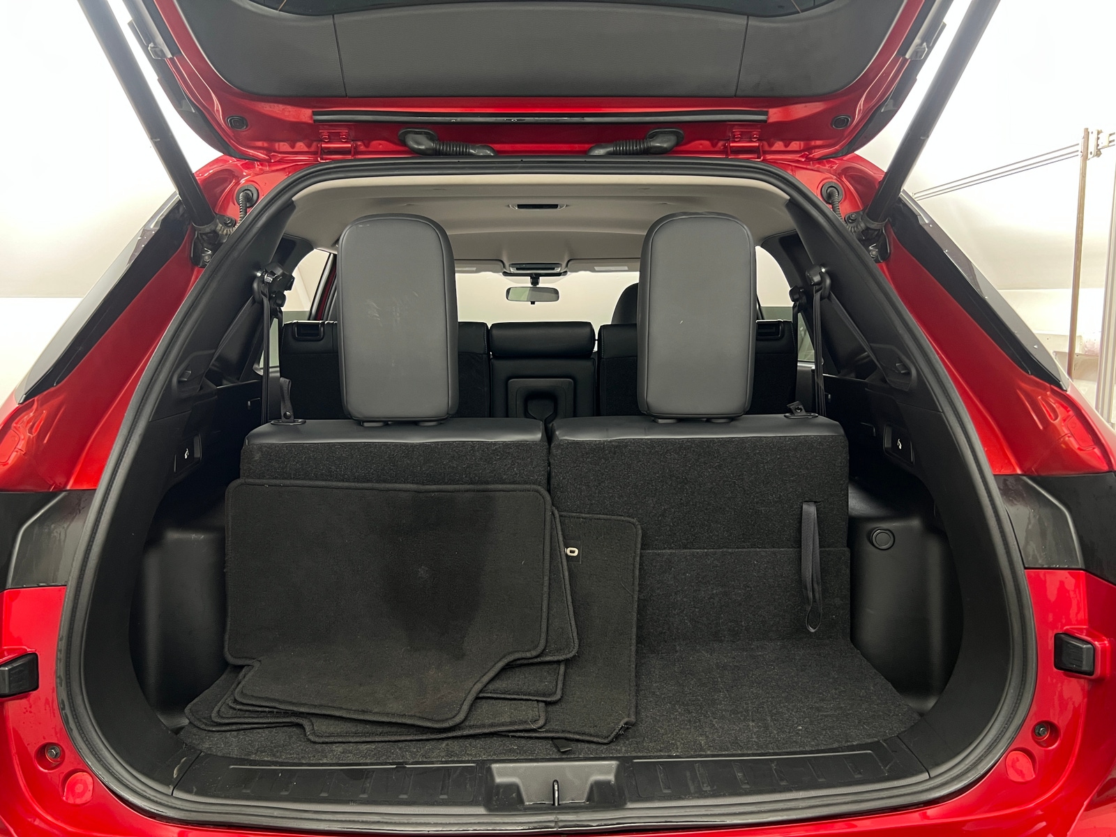 Thumbnail: 2024 Mitsubishi Outlander - 6