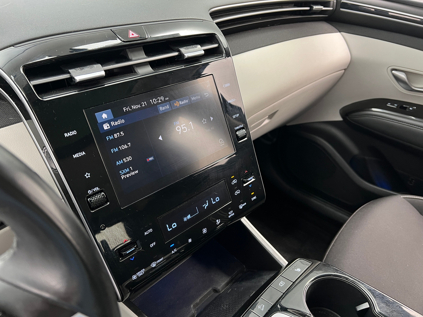 Thumbnail: 2022 Hyundai Tucson - 4