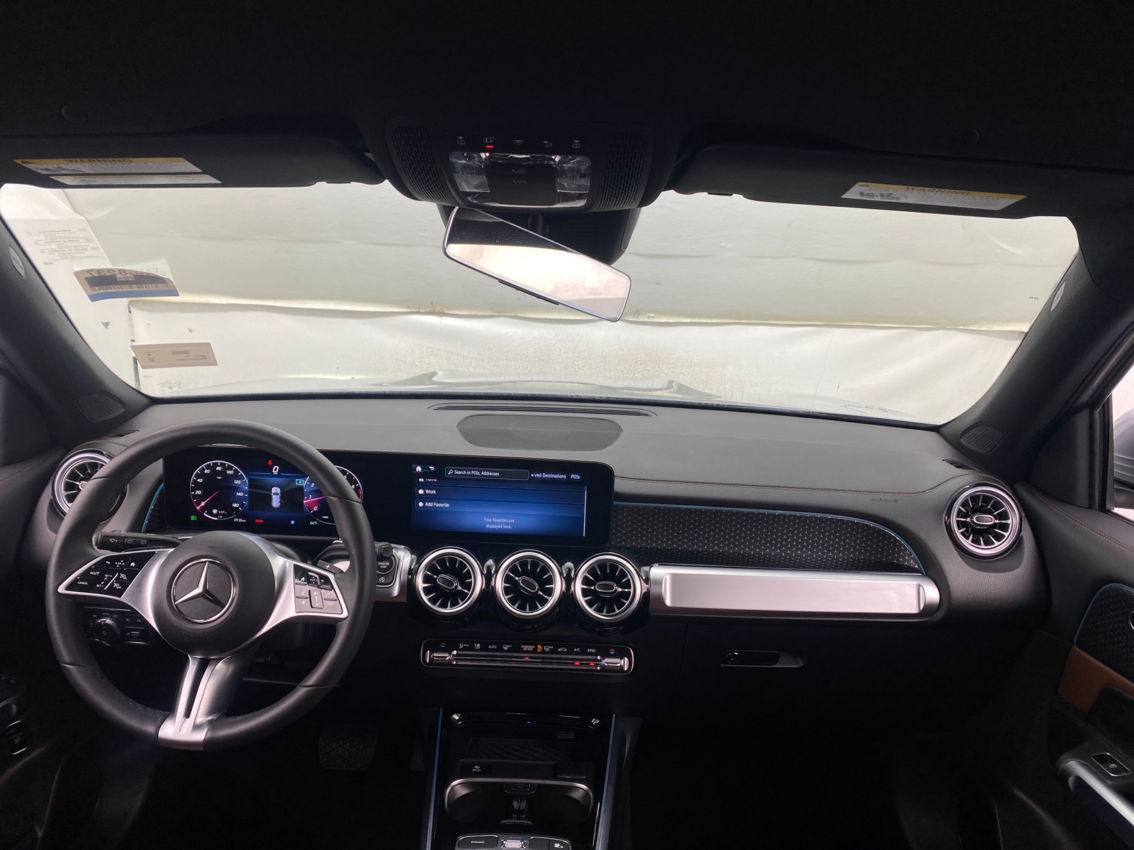 Thumbnail: 2025 Mercedes-Benz GLB - 2