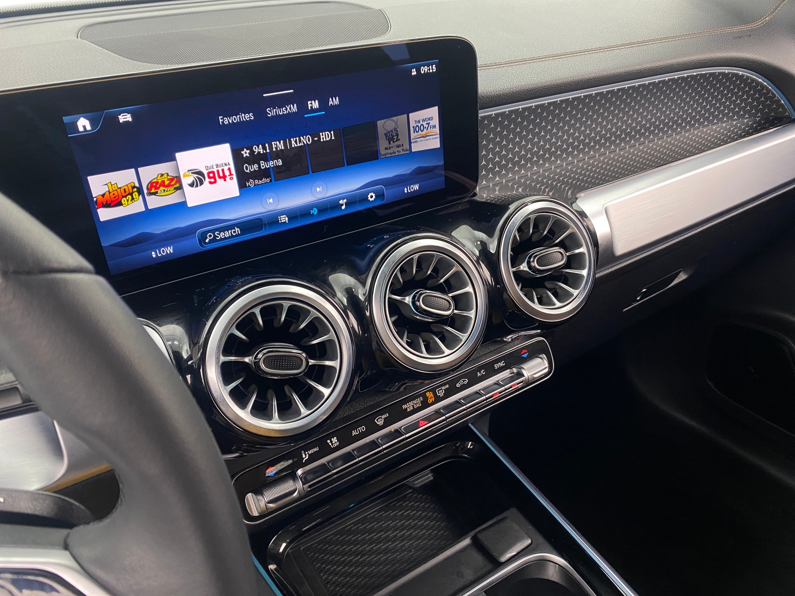 Thumbnail: 2025 Mercedes-Benz GLB - 3