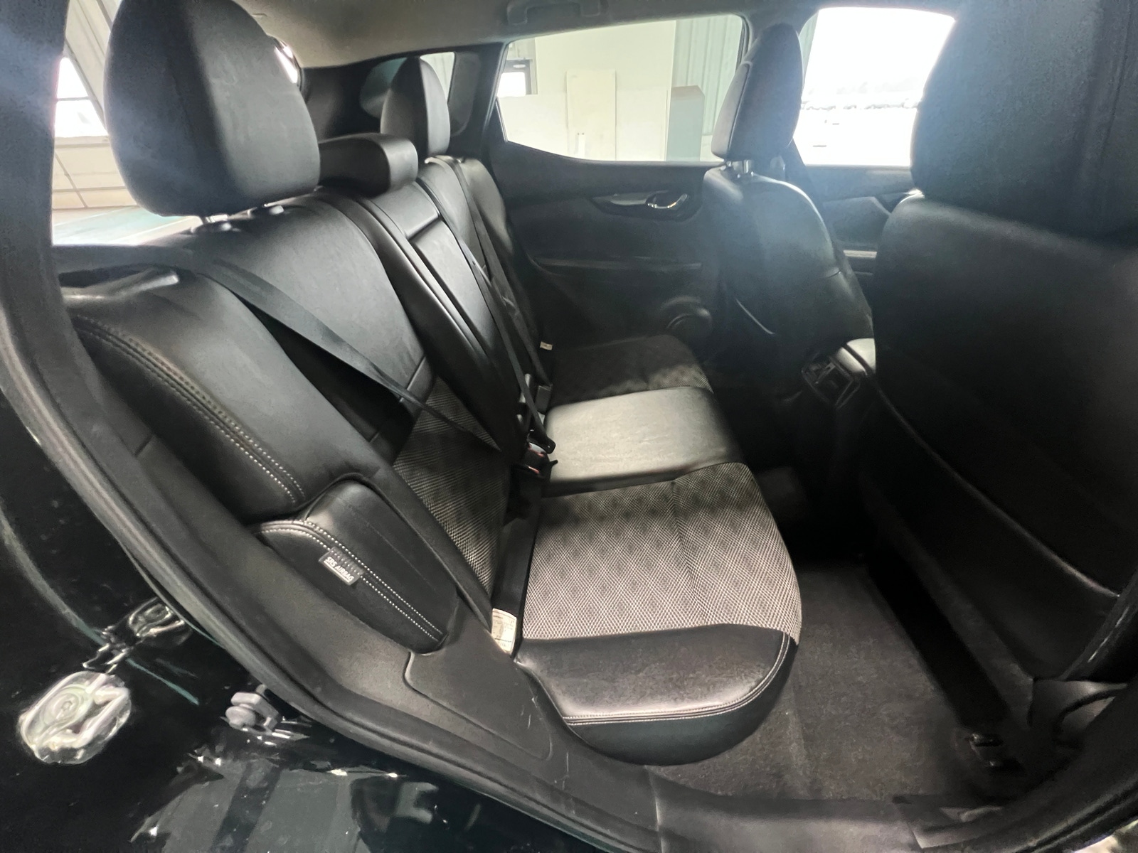 Thumbnail: 2022 Nissan Rogue Sport - 6