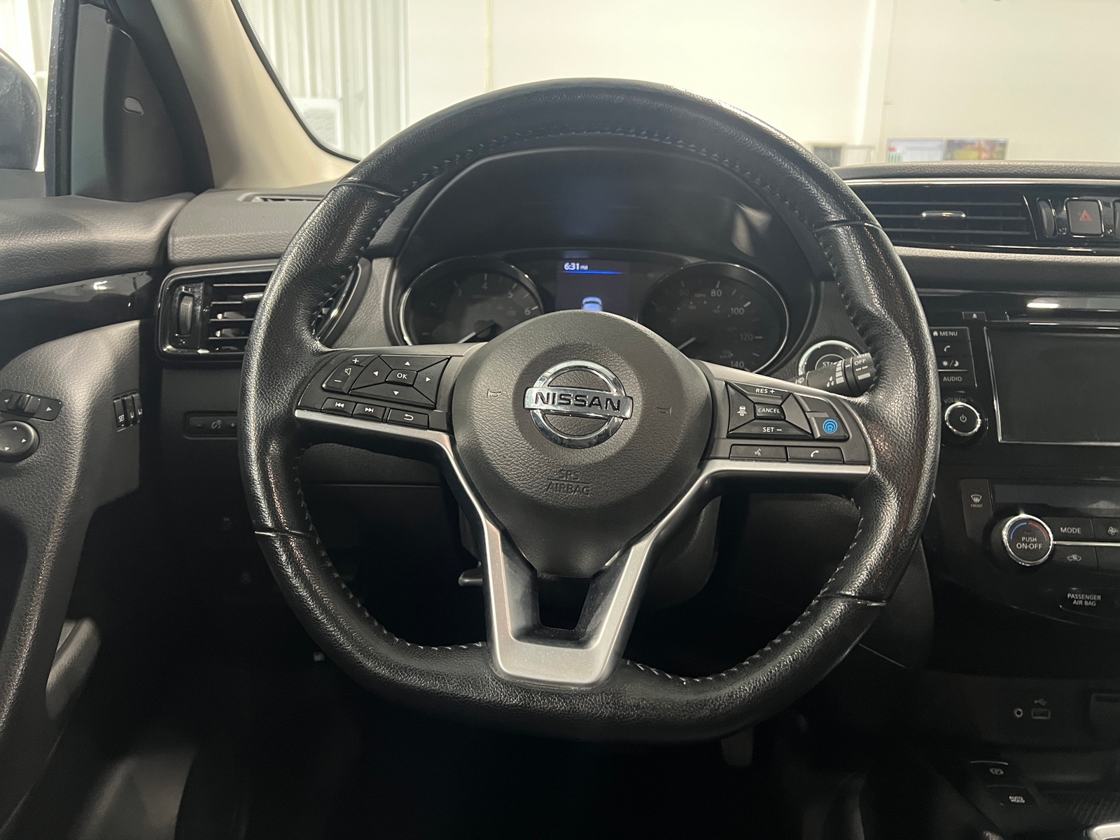 Thumbnail: 2022 Nissan Rogue Sport - 5