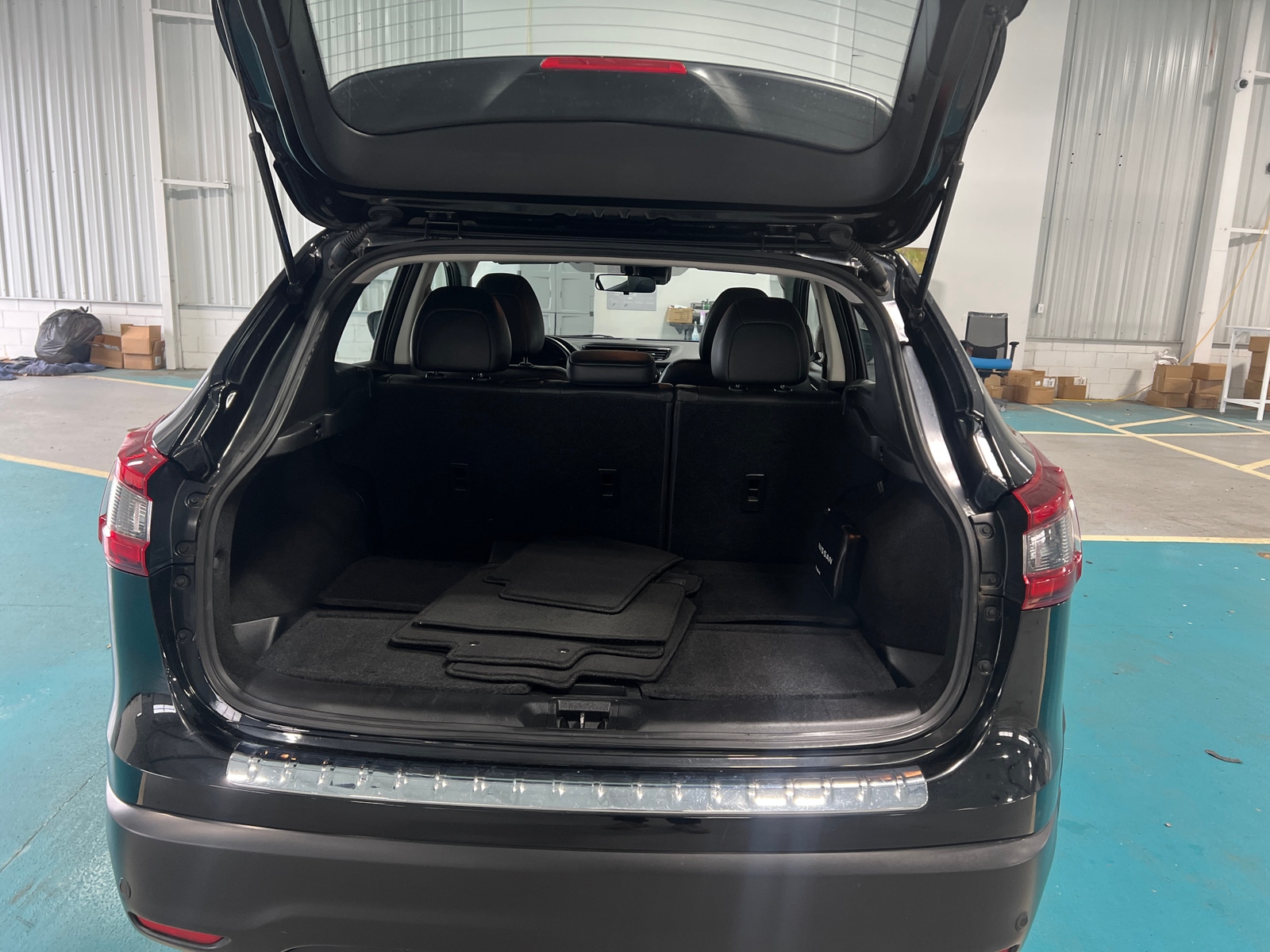 Thumbnail: 2022 Nissan Rogue Sport - 7