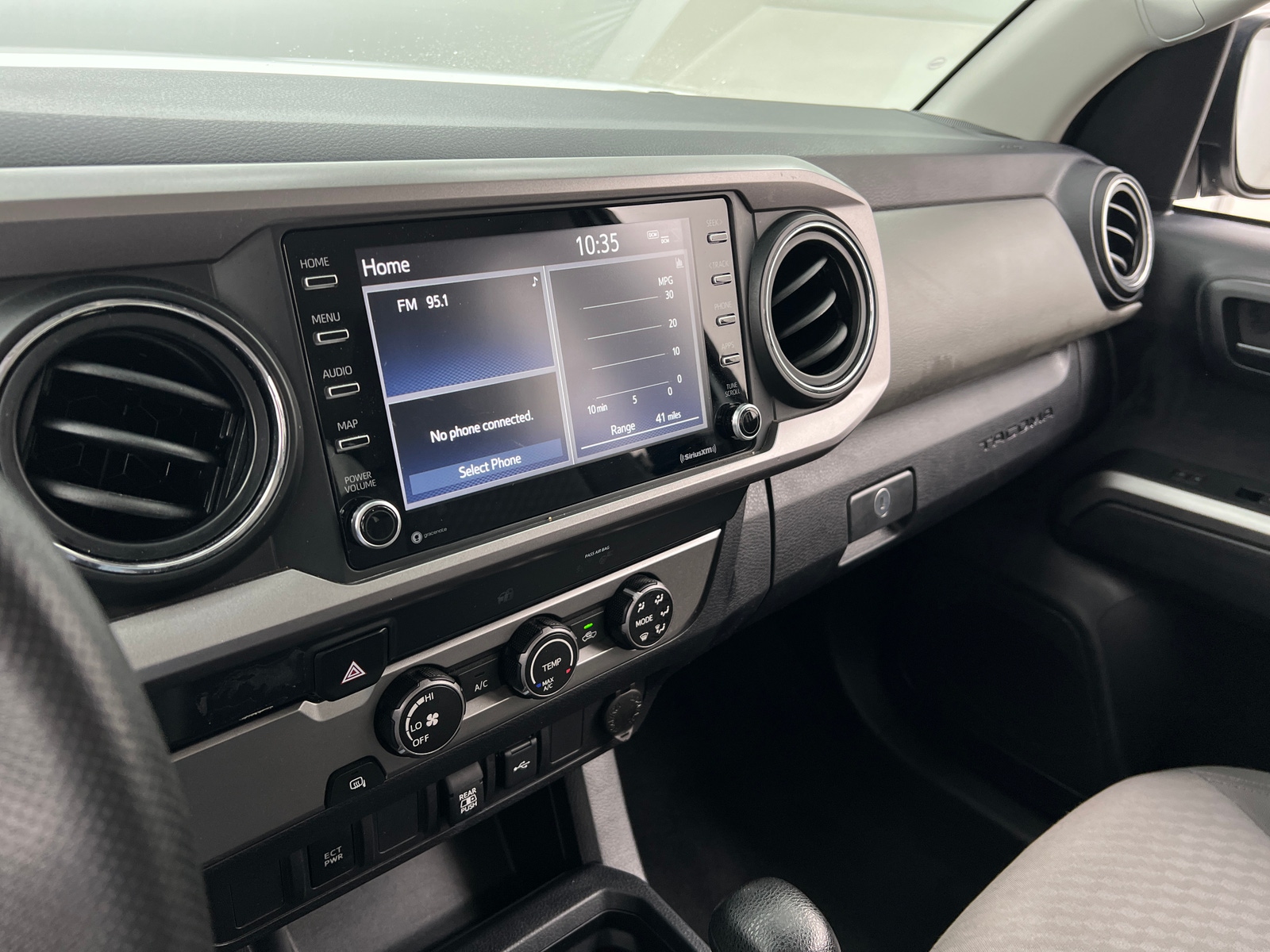 Thumbnail: 2020 Toyota Tacoma - 4