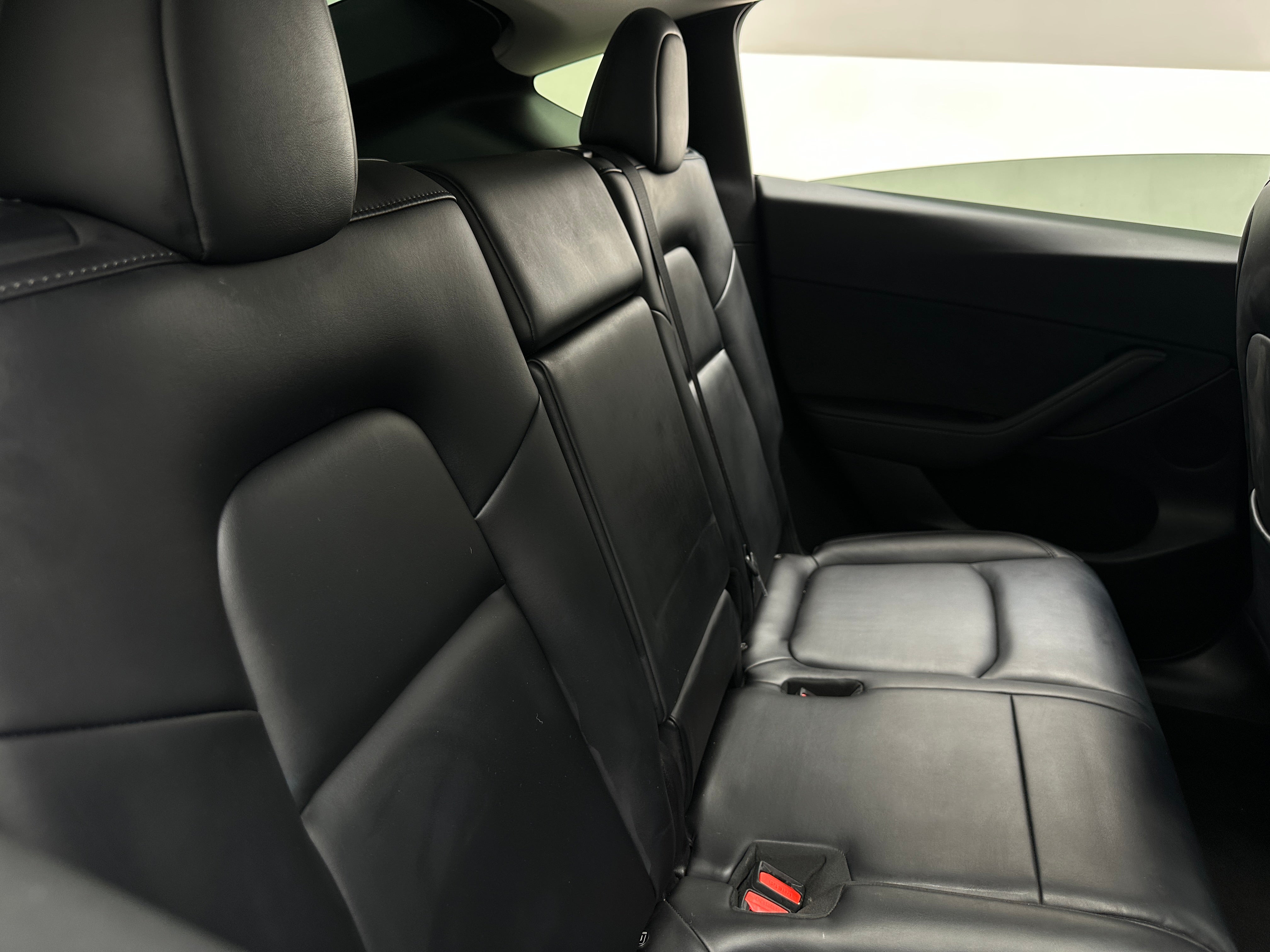 Used 2023 Tesla Model Y Long Range with VIN 7SAYGAEE3PF892722 for sale in Oak Creek, WI