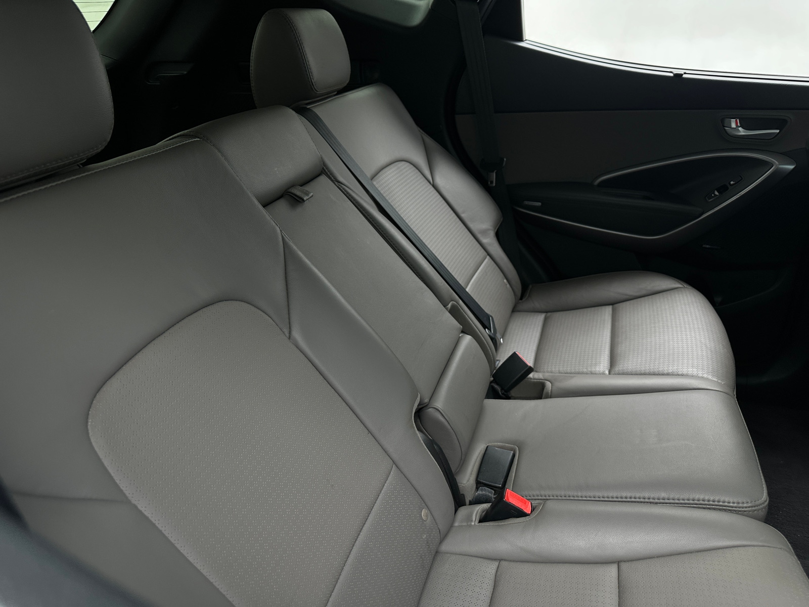 Thumbnail: 2016 Hyundai Santa Fe - 5