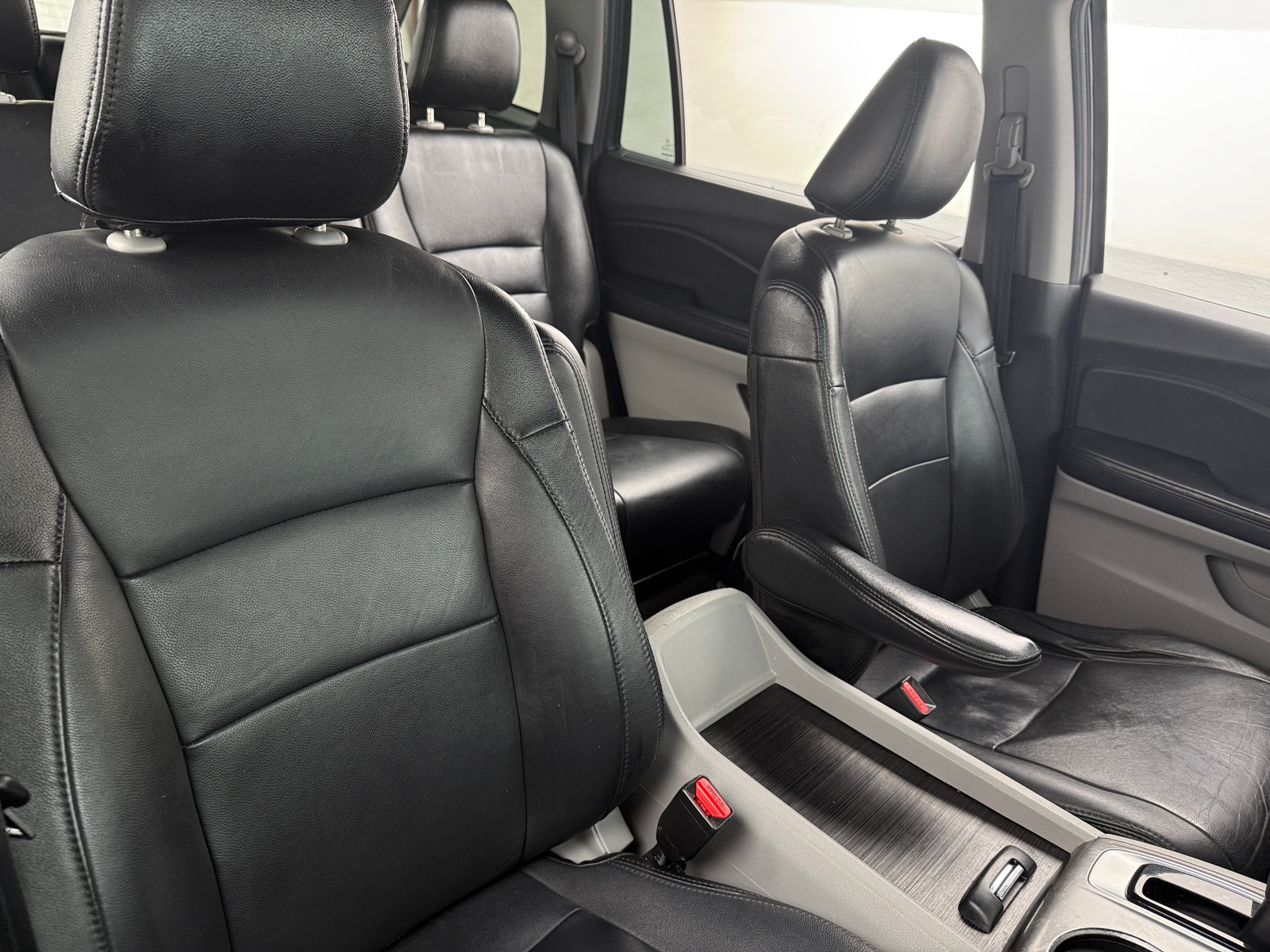 Thumbnail: 2019 Honda Pilot - 2