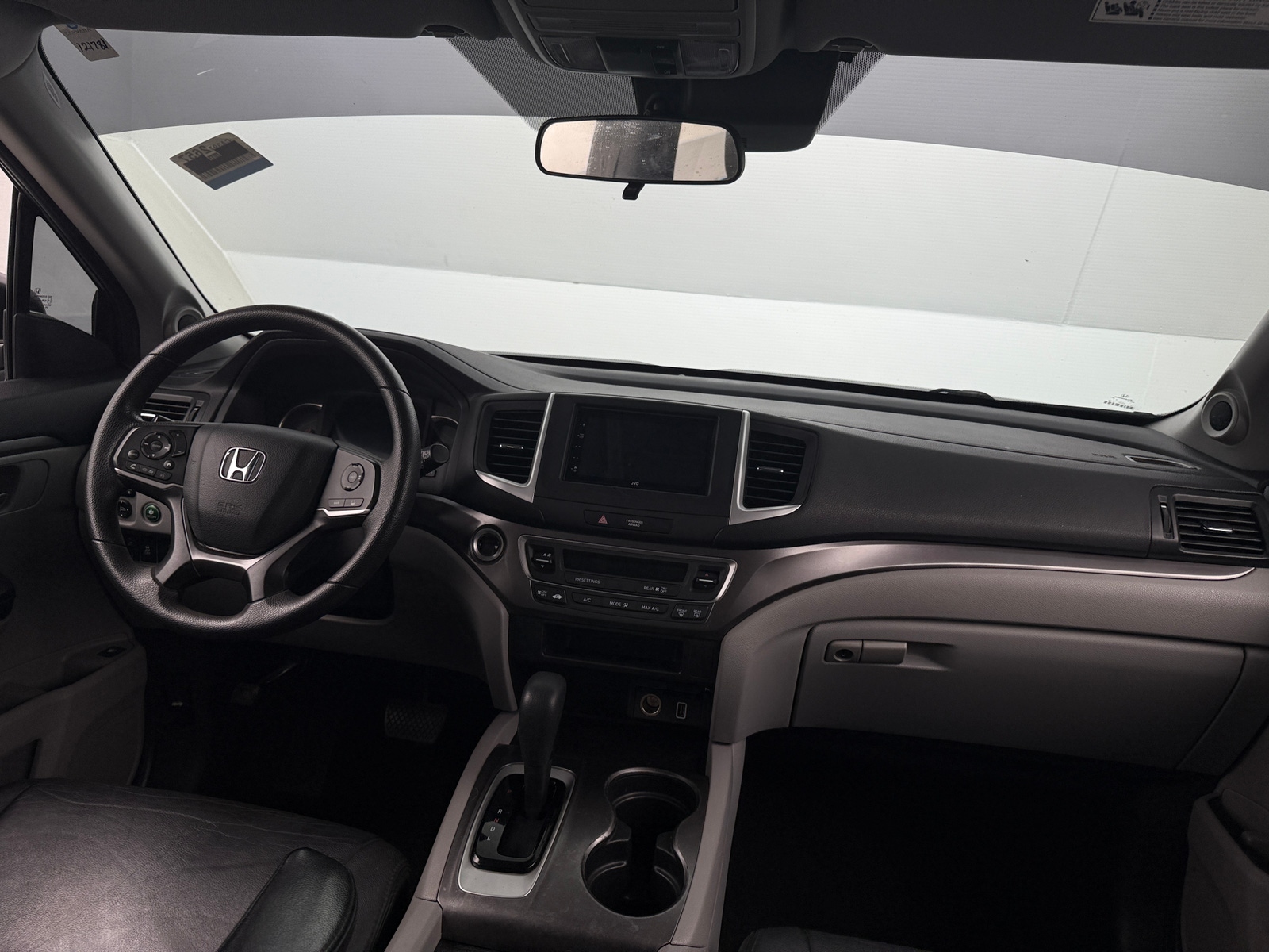 Thumbnail: 2019 Honda Pilot - 3