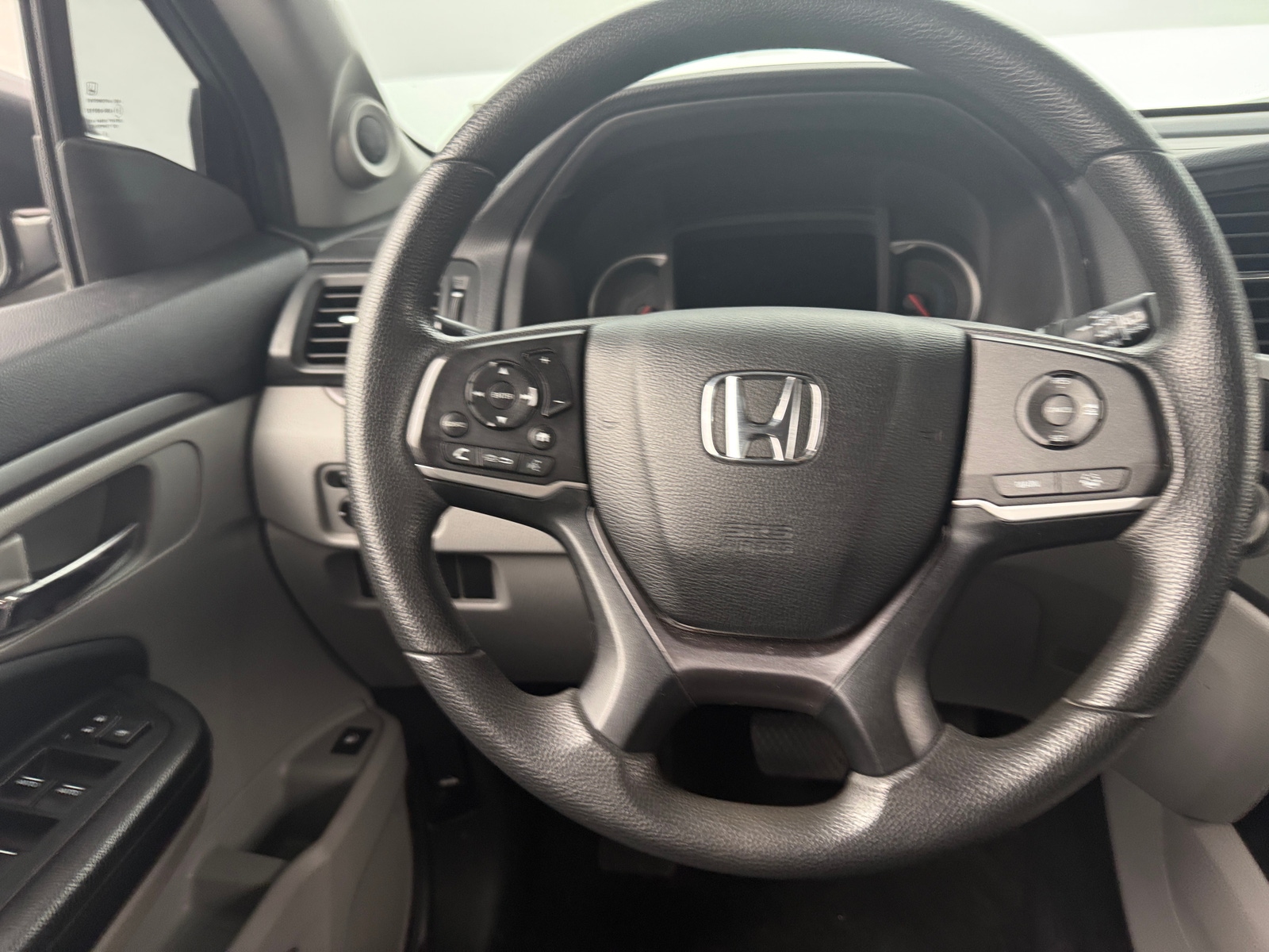 Thumbnail: 2019 Honda Pilot - 5