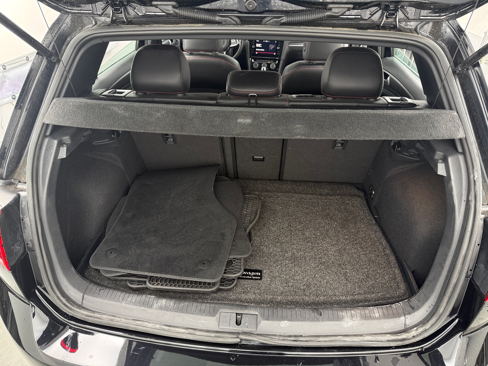 Thumbnail: 2020 Volkswagen Golf - 6