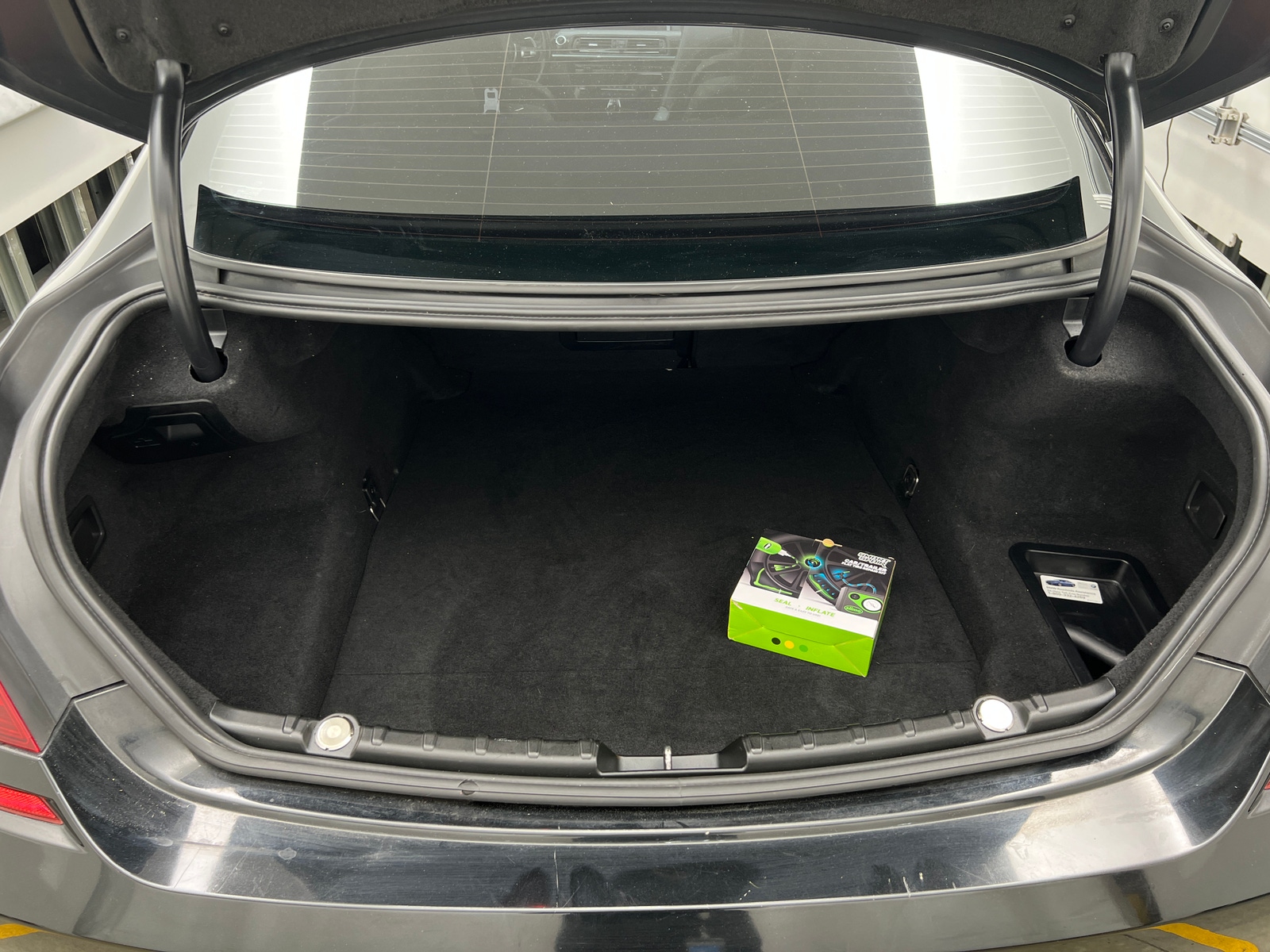 Thumbnail: 2015 BMW 6 Series - 6