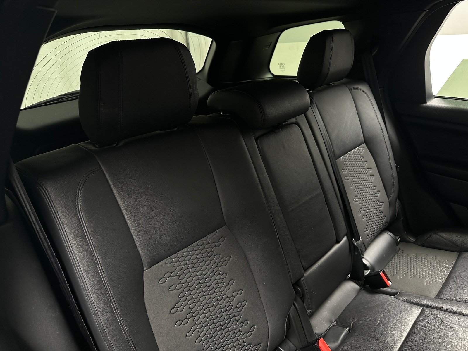 Thumbnail: 2019 Land Rover Discovery Sport - 5