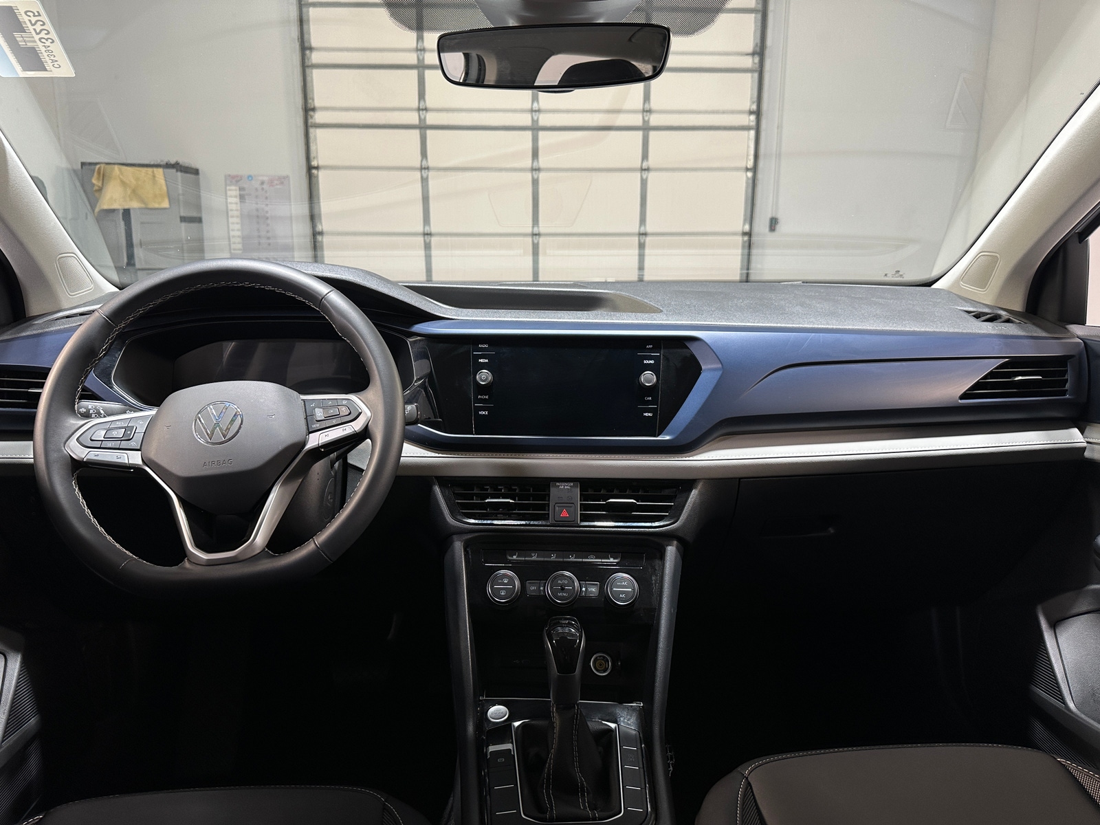 Thumbnail: 2024 Volkswagen Taos - 3