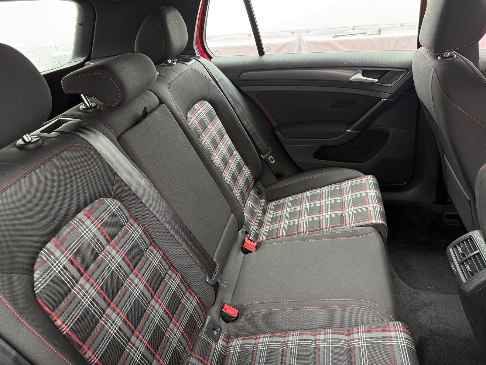 Thumbnail: 2018 Volkswagen Golf - 6