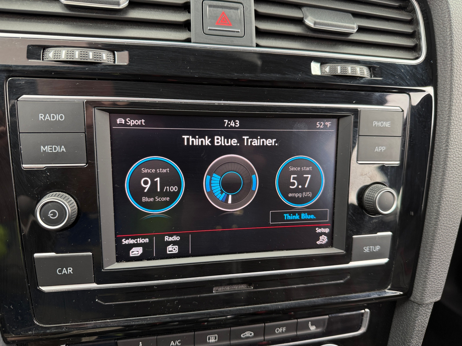 Thumbnail: 2018 Volkswagen Golf - 4