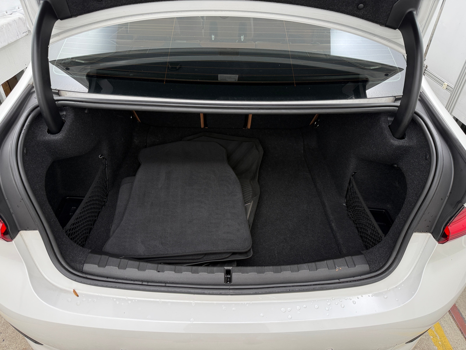 Thumbnail: 2020 BMW 3 Series - 6