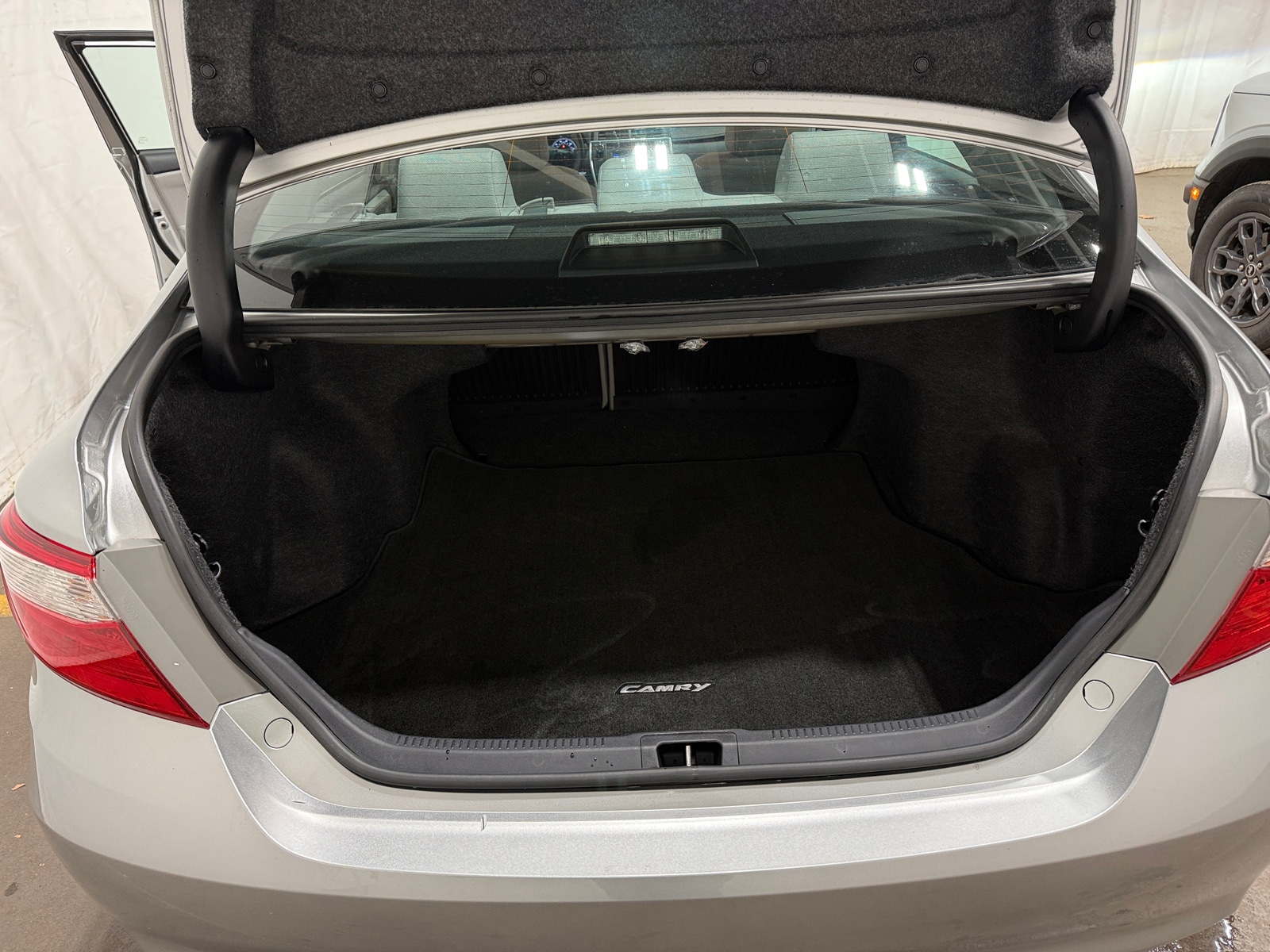 Thumbnail: 2017 Toyota Camry - 7