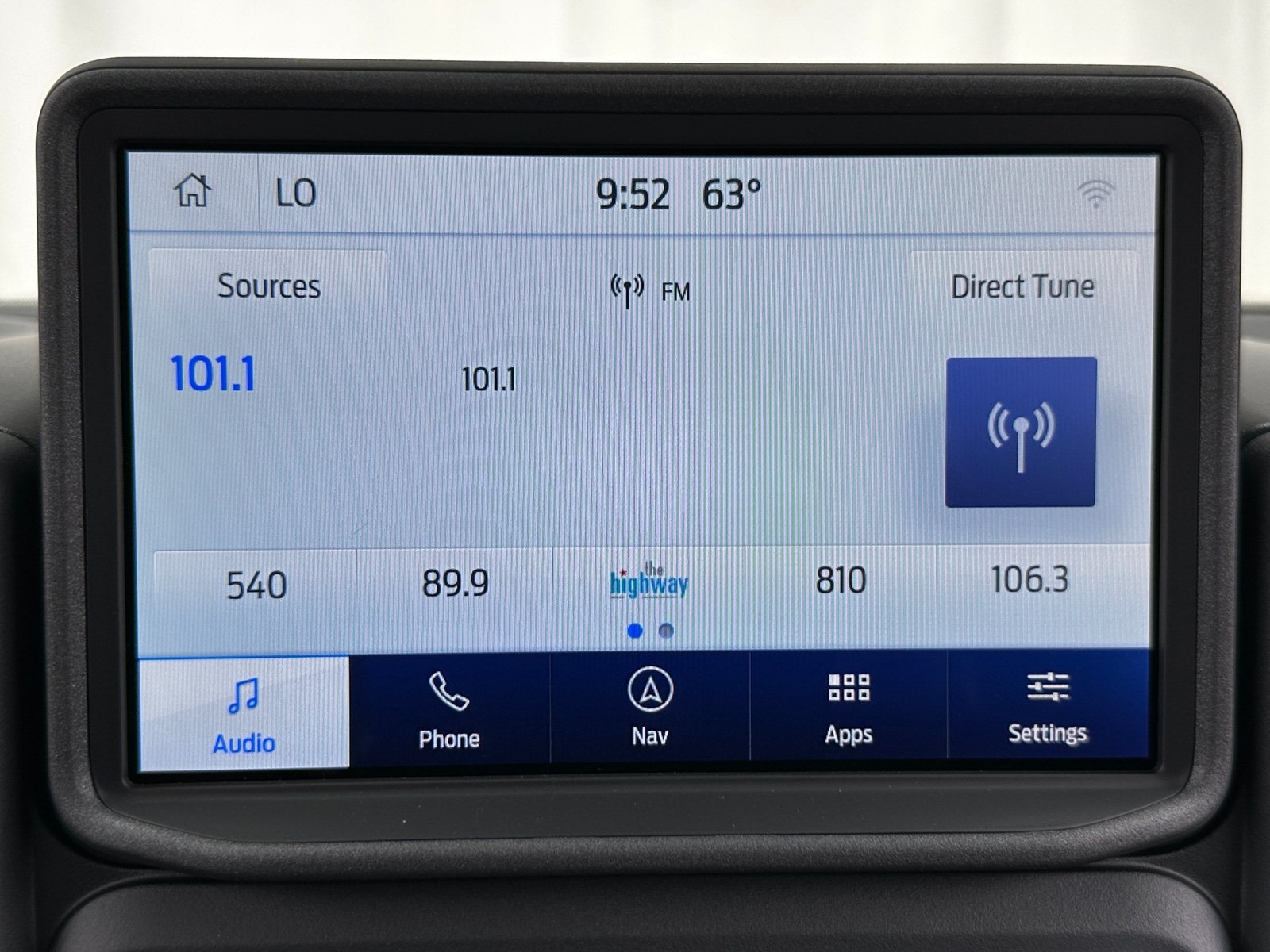 Thumbnail: 2024 Ford Bronco Sport - 4