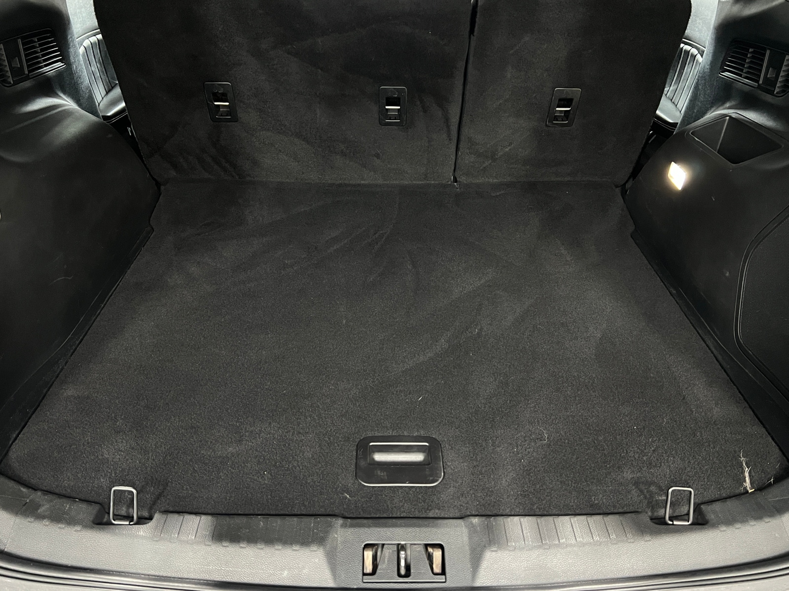 Thumbnail: 2019 Ford Edge - 6