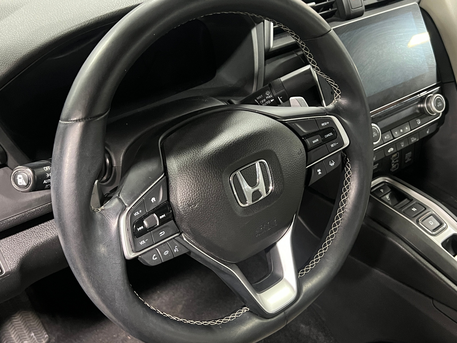 Thumbnail: 2019 Honda Insight - 4