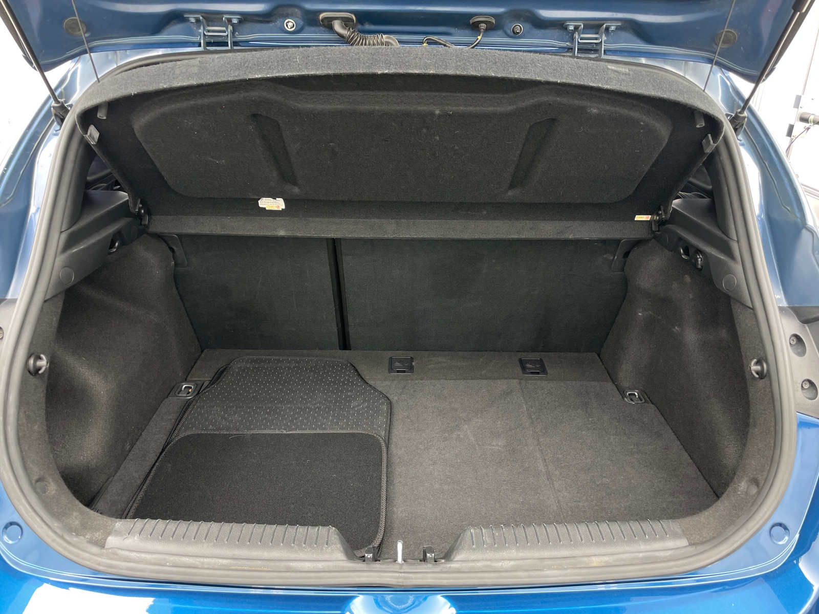 Thumbnail: 2016 Hyundai Elantra - 7