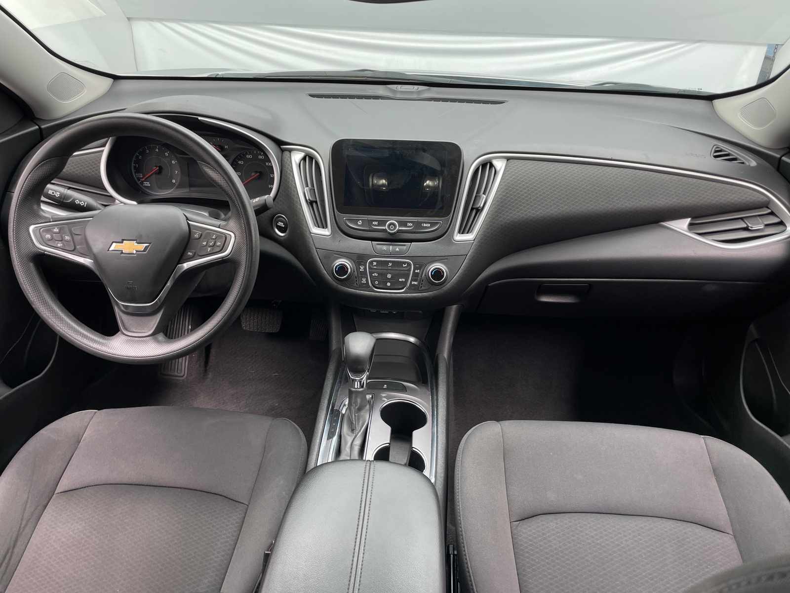 Thumbnail: 2022 Chevrolet Malibu - 3