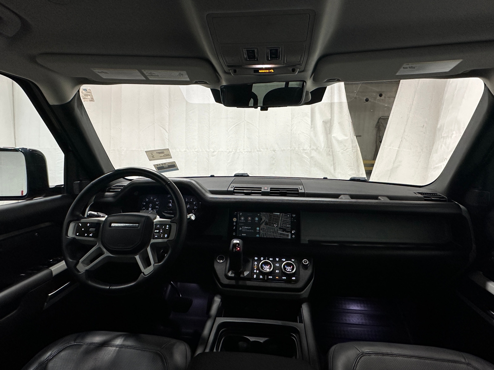 Thumbnail: 2020 Land Rover Defender - 2