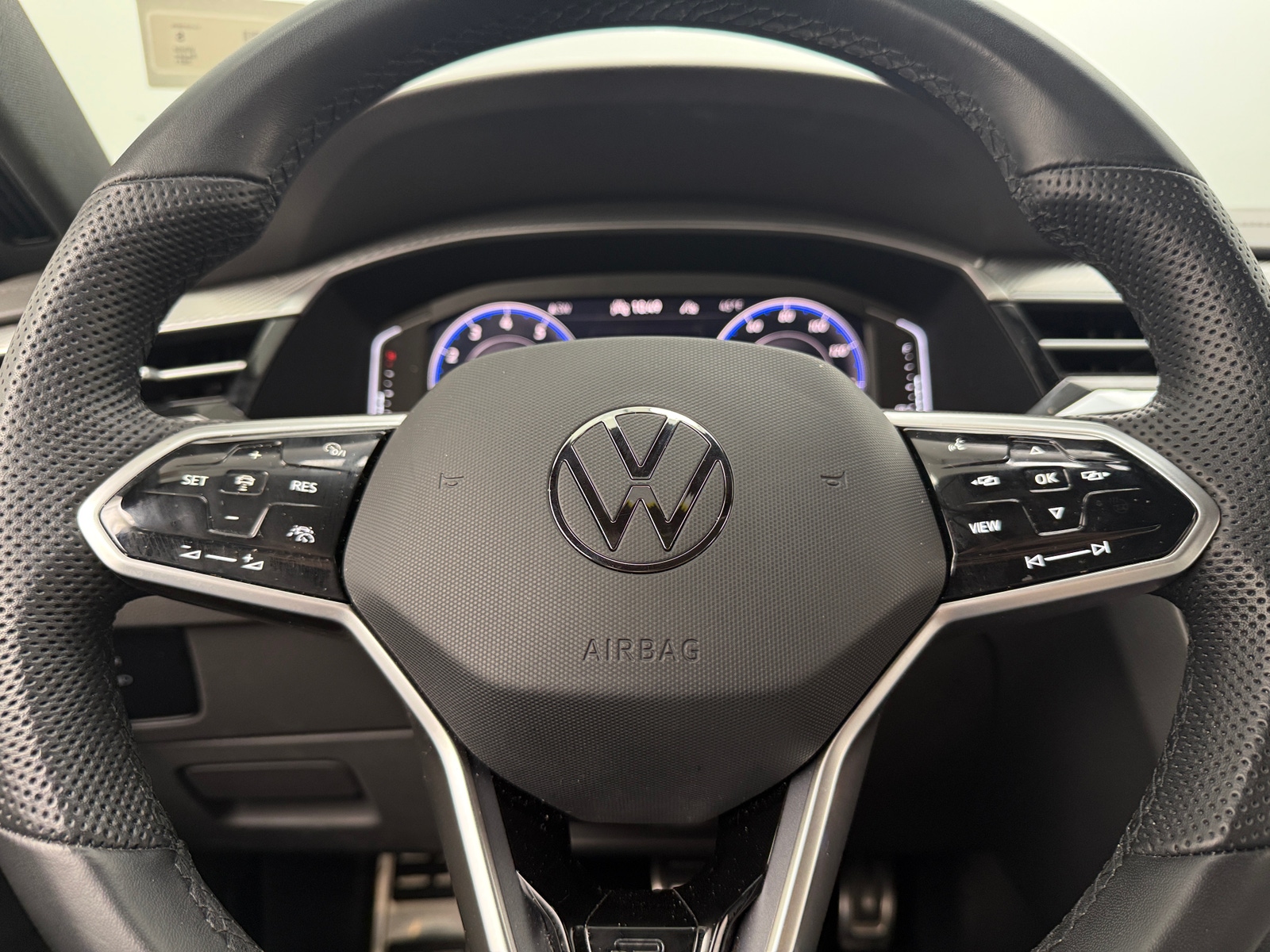 Thumbnail: 2021 Volkswagen Arteon - 4